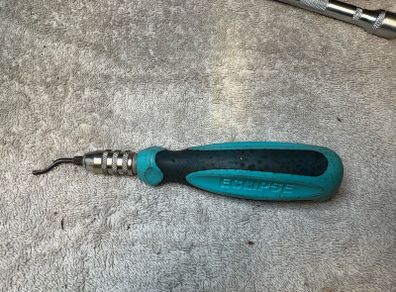 Eclipse Deburring Tool