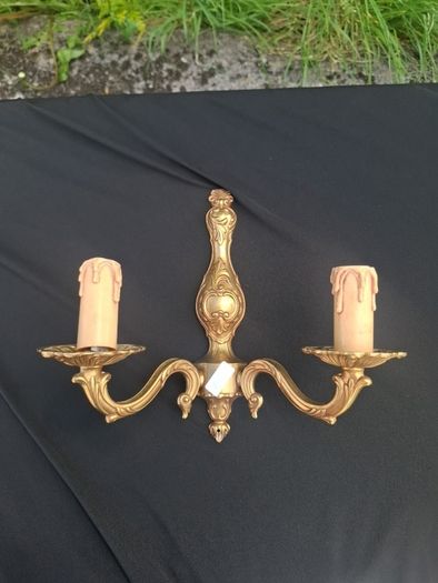 Gold wall lamp postage possible