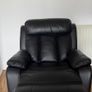 Reclinable chair Image 3