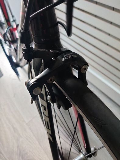 Trek Alpha 1.2, Carbon Fiber Fork, Shimano 105 Group set, Size L