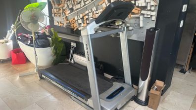 Horizon treadmill adventure 4