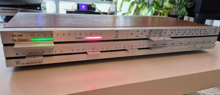 Bang & Olufsen Beomaster 901