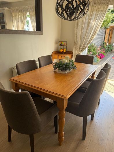 dining table