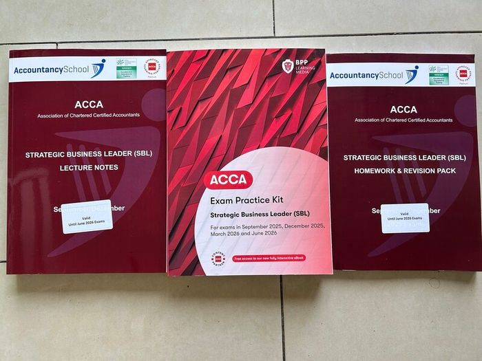 Acca Books (sbl, Sbr & Fm)