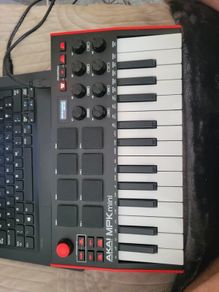 Akai MPK mini
