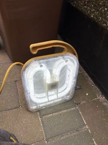 110v site light