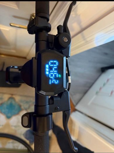 Electric scooter