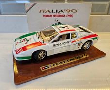 Italia 90 Ferrari Testarossa Bburago 1/18