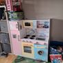 play kitchen Image 3