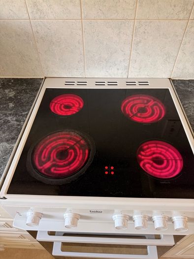 Beko KTC611W 60cm Electric Cooker