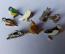 Eight Birds, Lapel Pin/Badges/Brooches