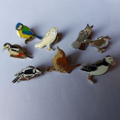 Eight Birds, Lapel Pin/Badges/Brooches