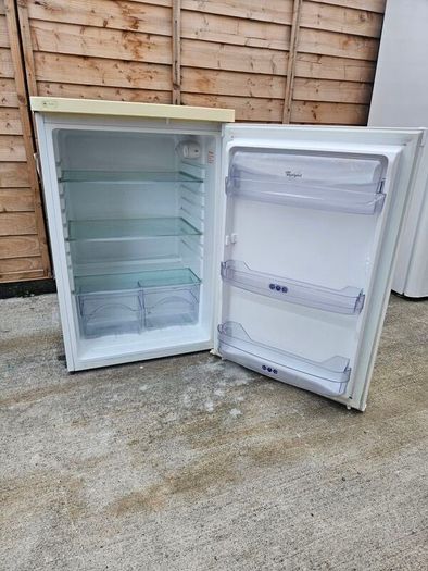 whirlpool undercounter fridge