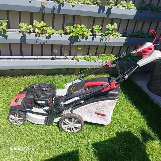 self drive lawnmower