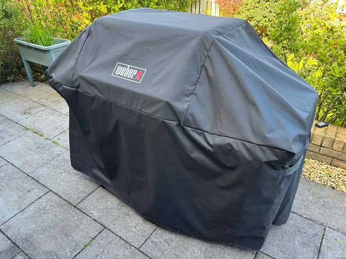 Weber Genesis E-335 Gas Barbecue