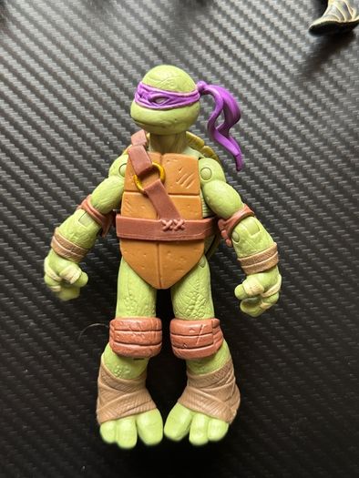 Large Action Figure Collection - TMNT, Naruto, Marvel & DC