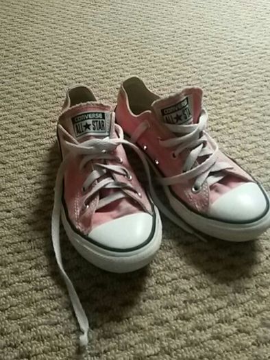 Converse runner