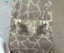 MyBabiie bouncer seat