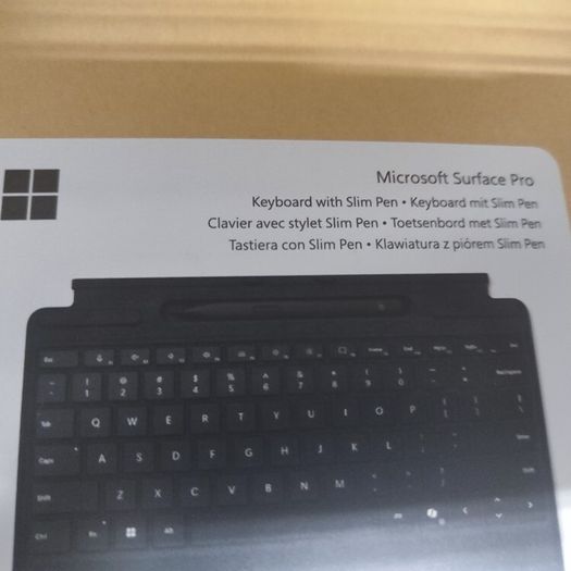 1x Microsoft Surface Pro - Keyboard and Pen. Brand New