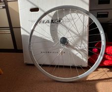 Bicycle wheel