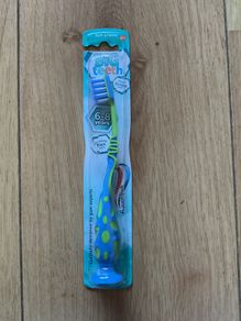 Kids Aquafresh Toothbrush 6-8years Brand New