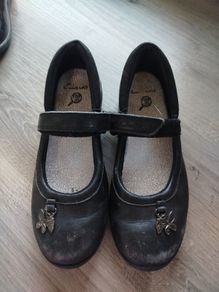 Clarks girls shoes
