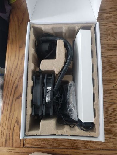 AMD Ryzen 3600xt + 32 GB RAM DDR4 + MSI Carbon WIFI Matherboard