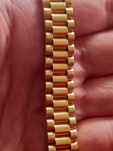 9 ct gold bracelet