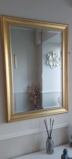 mirror