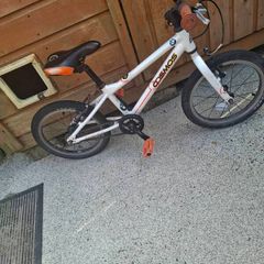 Carrera Cosmos 16 inch kids bike