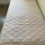 single bed Image 4