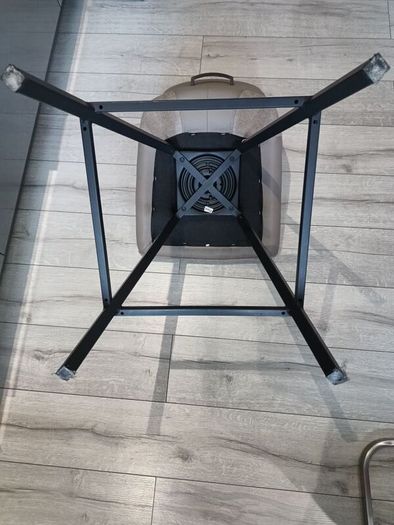 bar stool