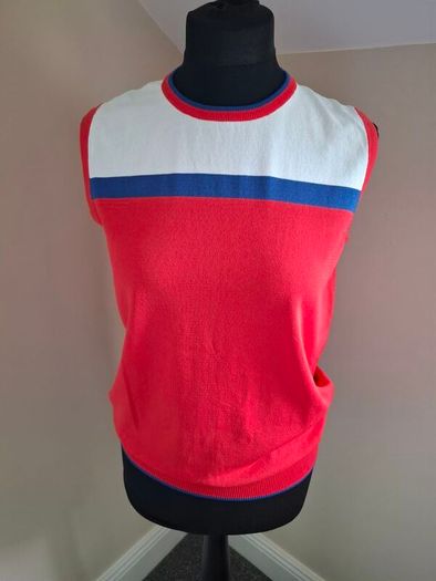 Benetton top