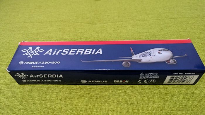 Air Serbia 1:200 scale model airplane, Airbus A330 aircraft, made by Daron, NEW