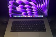 Macbook Pro 16 M1 Pro 2022 32gb/1tbssd/345c