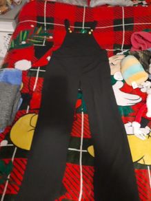 new black dungarees