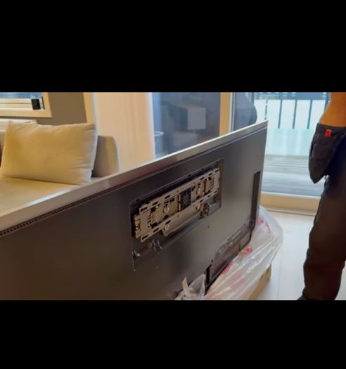 LG Wall Bracket