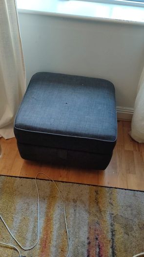 sofas and puff