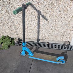 MGP stunt scooter - blue