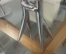 Kartel Candlestick
