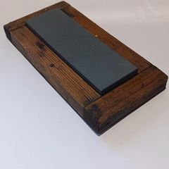 A Vintage Carborundum Silicon Carbide 109 Combination Sharpening Stone