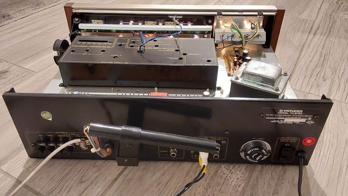 Pioneer TX 8100 Tuner