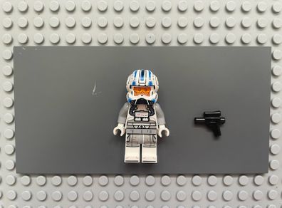 lego Star Wars sw1401 Clone Trooper Pilot Captain Jag (Phase 2) minifigure- Light Bluish Gray Arms