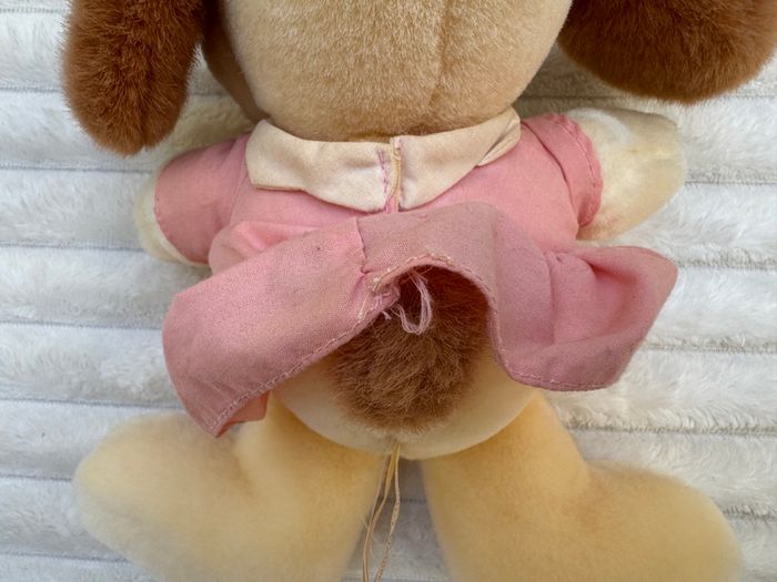 Vintage Henrietta Hound Alton Towers Plush approx. 25 cm. Used Please see photos