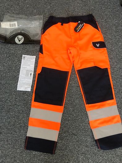 work safety trousers  32'' R (NEW)
