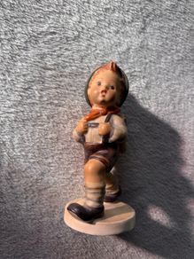 Vintage Goebel Figurine