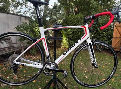 giant defy composite road bike