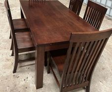 Kitchen table (1.7m x 0.9m) with 6 chairs
