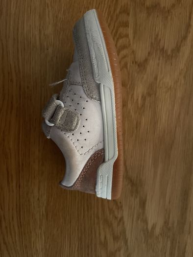 Clarks Fawn Hero toddler shoes size 5G