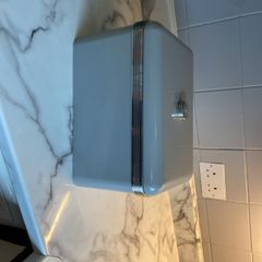 bread bin